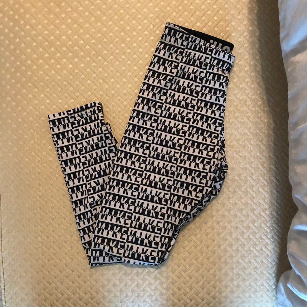 Nike athletic leggings